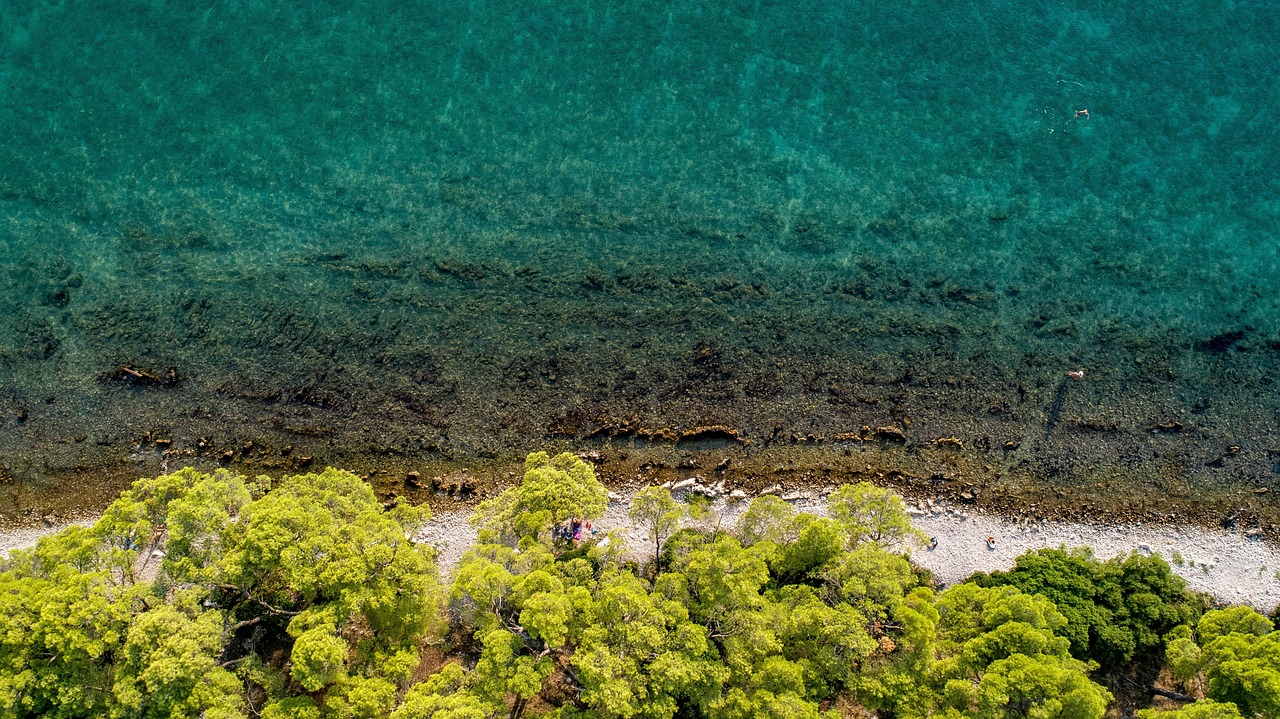 Slapovi Krke i kameni Šibenik